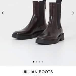 Vagabond Brand “Chelsea” style boots, NWOT, sz 7